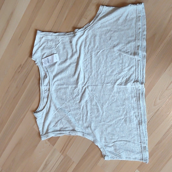 NWT American Eagle workout top - Picture 2 of 9